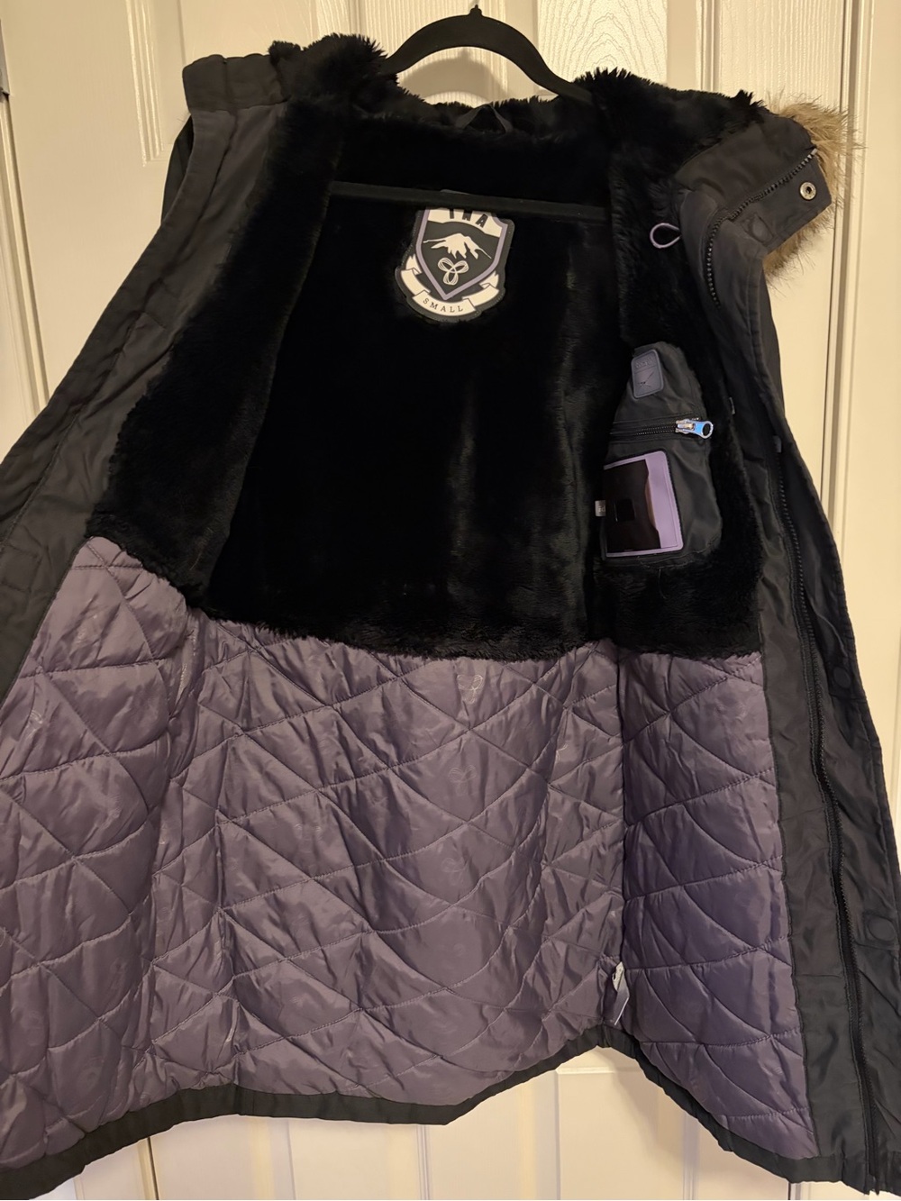 🍁 TNA - Small Jacket - Picture 3 of 12